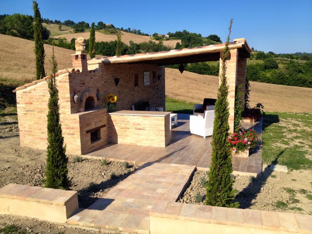 Casale Delle Rondini Bed and Breakfast Tolentino Eksteriør billede