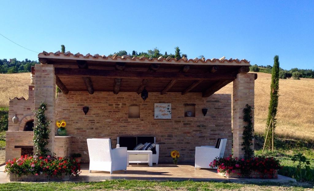 Casale Delle Rondini Bed and Breakfast Tolentino Eksteriør billede